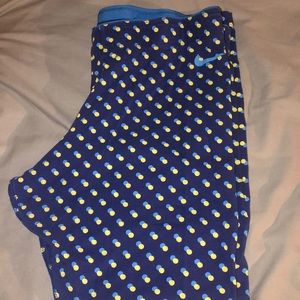 Nike cropped leggings